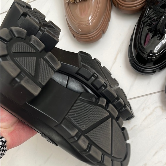 Stylish JustFab Loafers - Black and Brown- Size 11 EUC - Picture 5 of 10